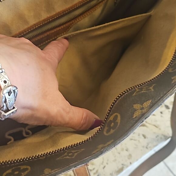 Louis Vuitton Monogram Babylone Tote Bag - Brown - mistery LV Key Chain free - Picture 9 of 14